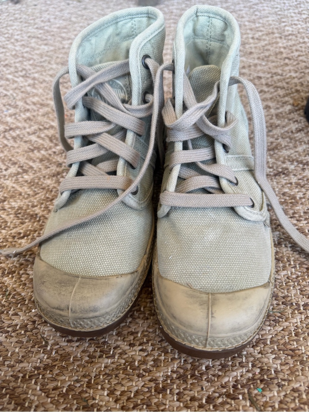 Palladium Pampa Hi boots size 6 women’s tan sand